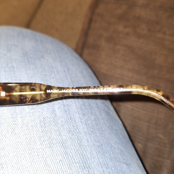 MARC JACOBS MARC SUNGLASSES - Picture 6 of 9